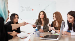 How HR Teams Can Support Physicians Transitioning to Non Clinical Careers