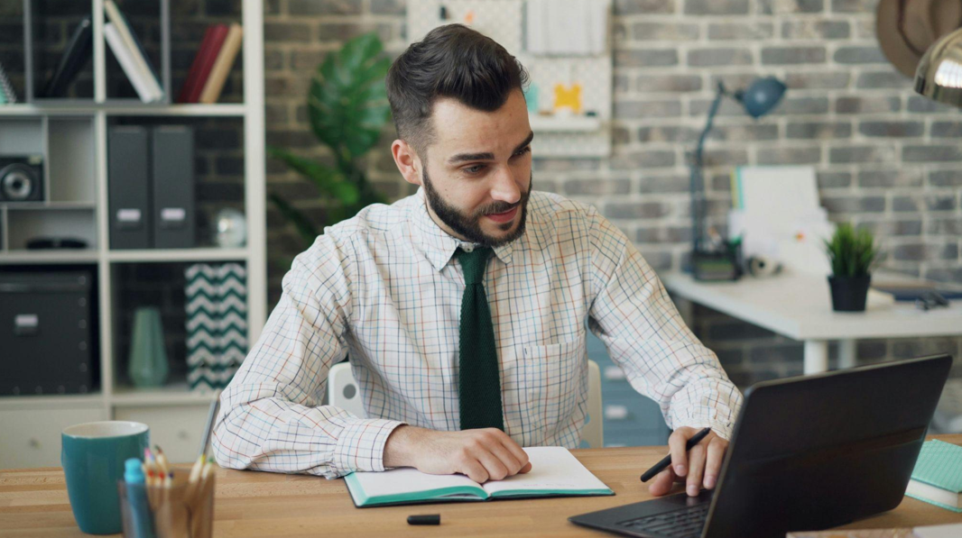 7 Useful Calculators HR Can Share With Employees